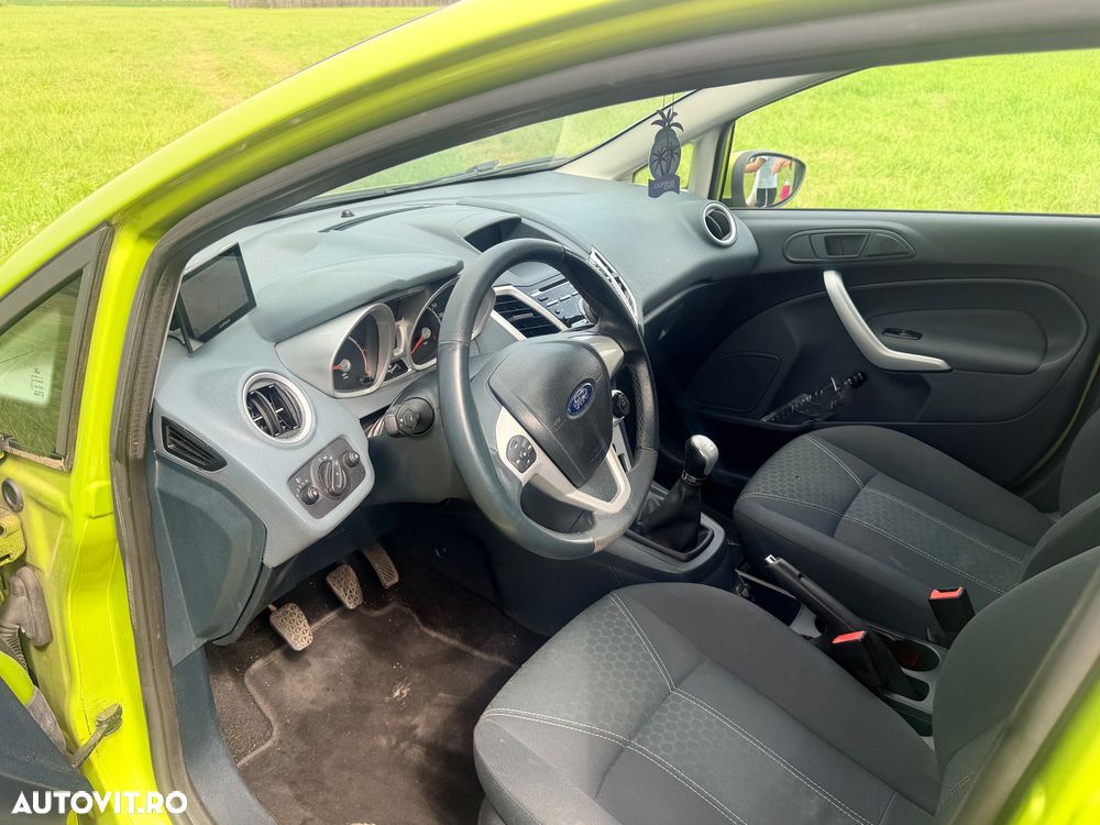 Ford Fiesta - 19