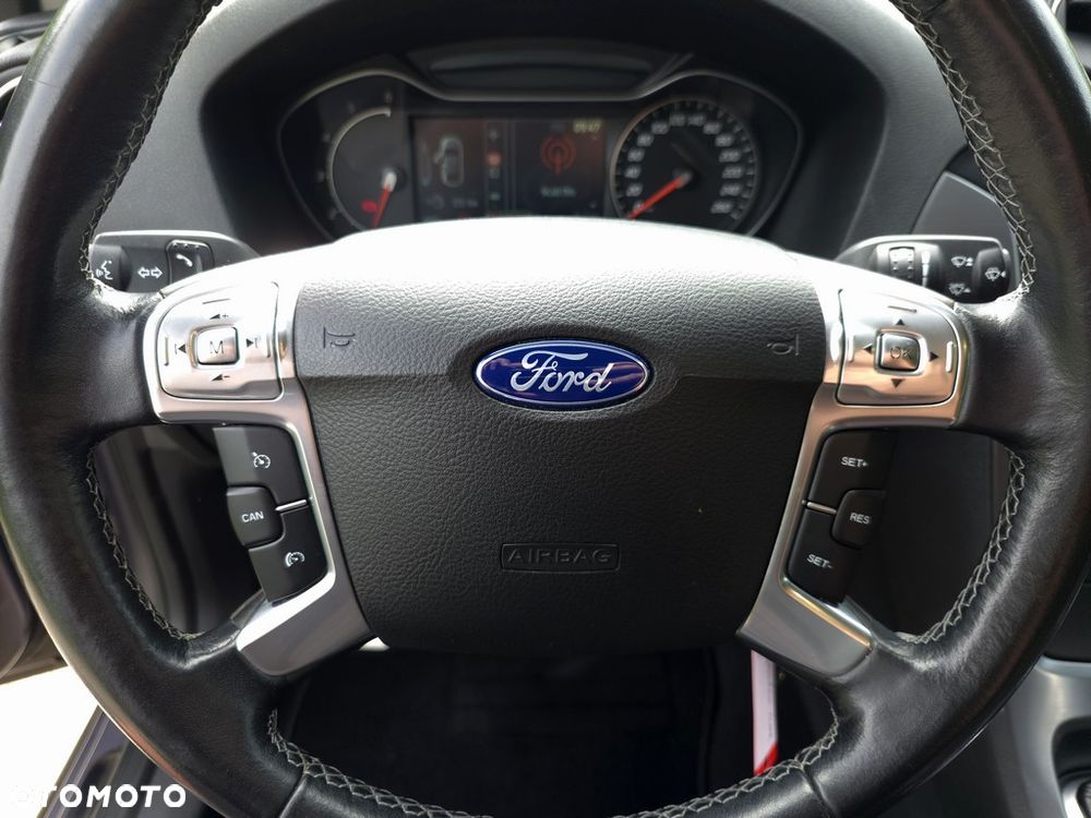 Ford Mondeo 2.0 TDCi Titanium - 21