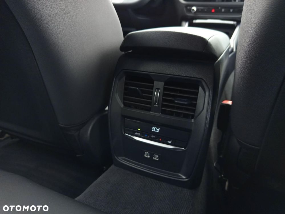 BMW Seria 3 - 21