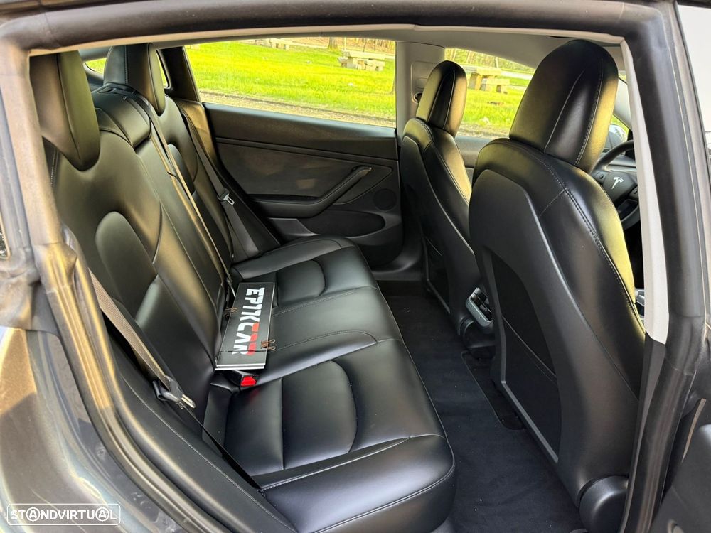 Tesla Model 3 Long-Range Dual Motor AWD - 23