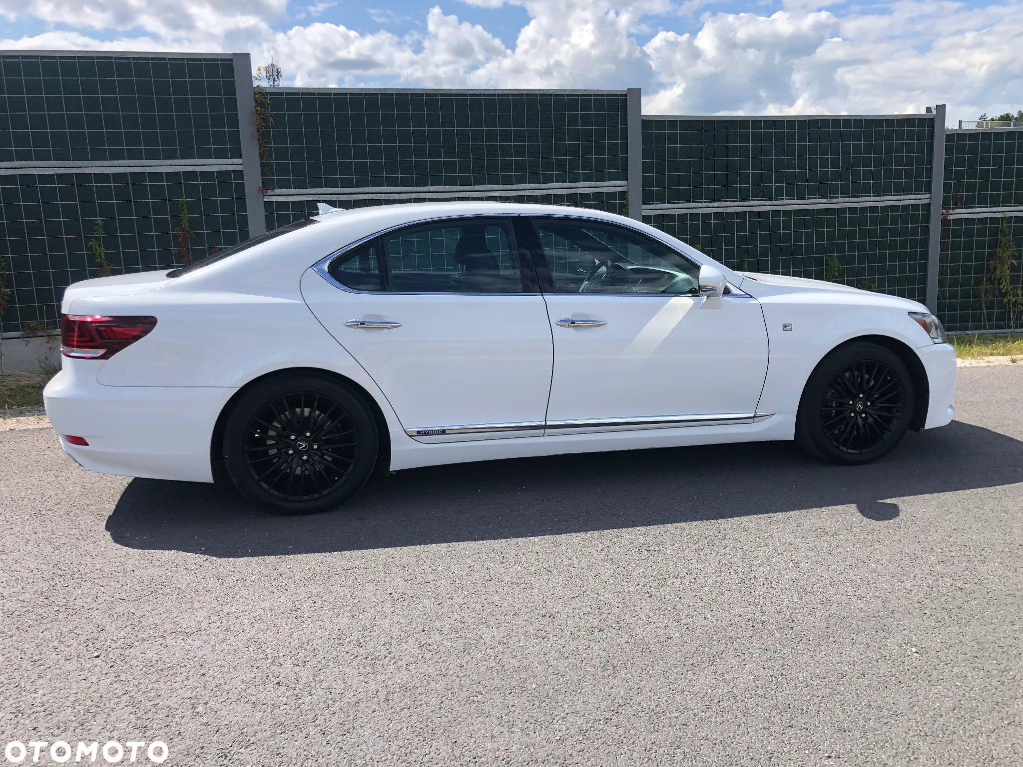 Lexus LS - 5