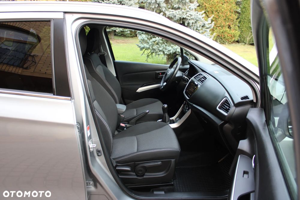 Suzuki SX4 1.6 Premium 4WD - 25