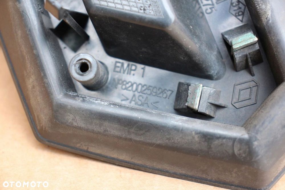 Zaczek emblemat przód przedni RENAULT MODUS 8200259267 - 3