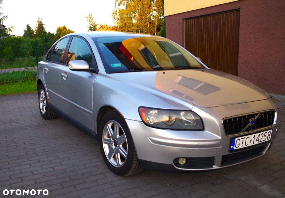 Volvo S40 2.0D Momentum - 4