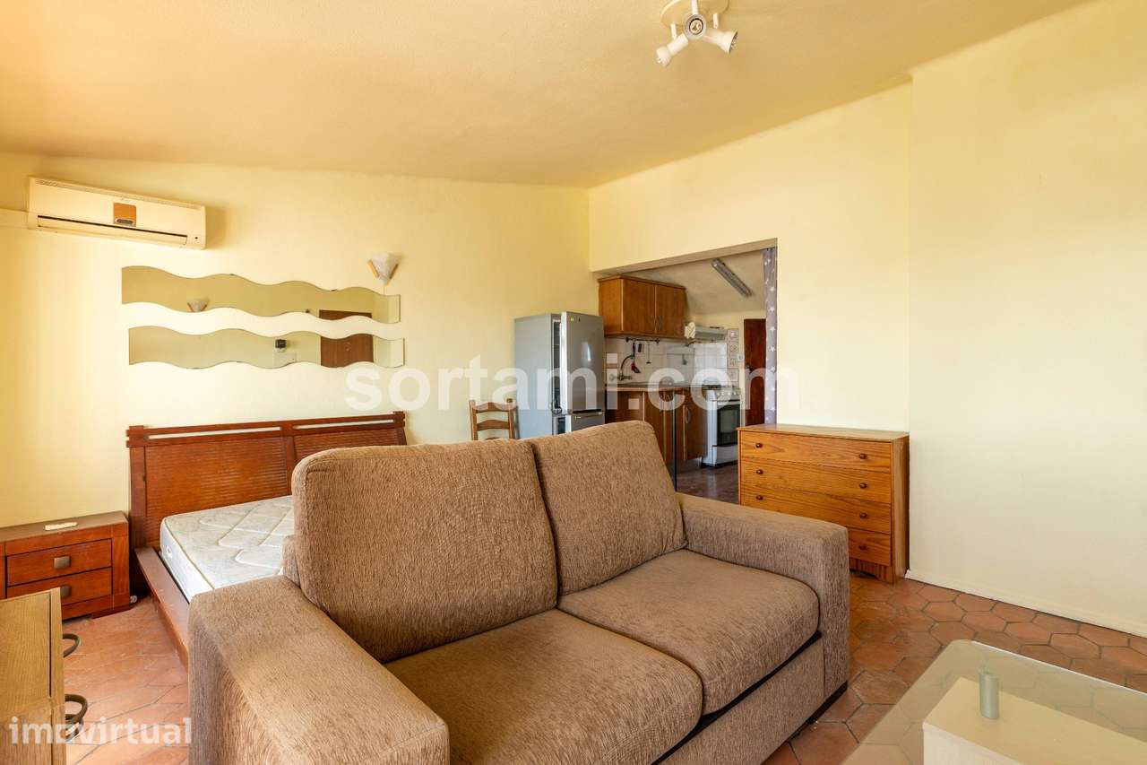 Apartamento T0 Venda em Quarteira,Loulé - Grande imagem: 3/17