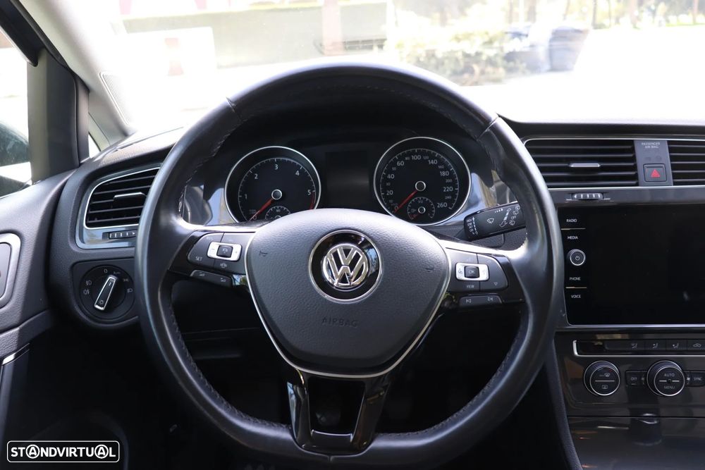 VW Golf Variant 1.6 TDi Confortline - 27