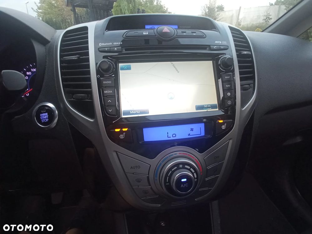 Hyundai ix20 1.6 CRDi Fifa World Cup Edition - 24