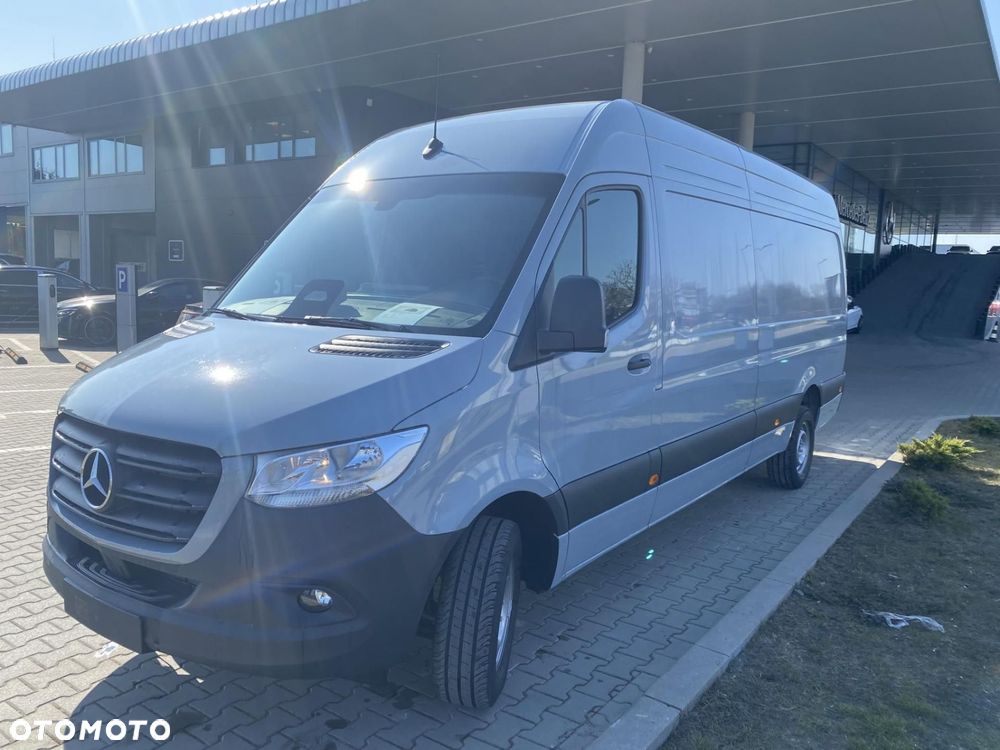 Mercedes-Benz Sprinter - 1