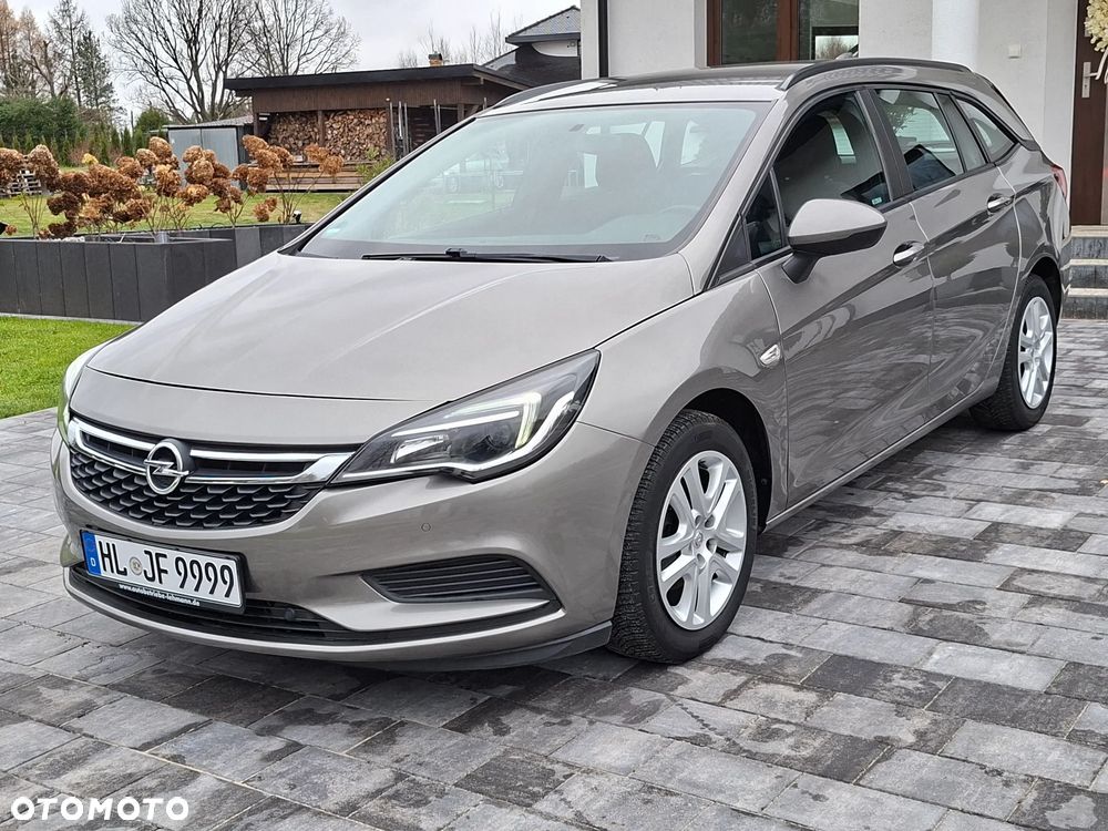 Opel Astra 1.6 CDTI Sport - 2