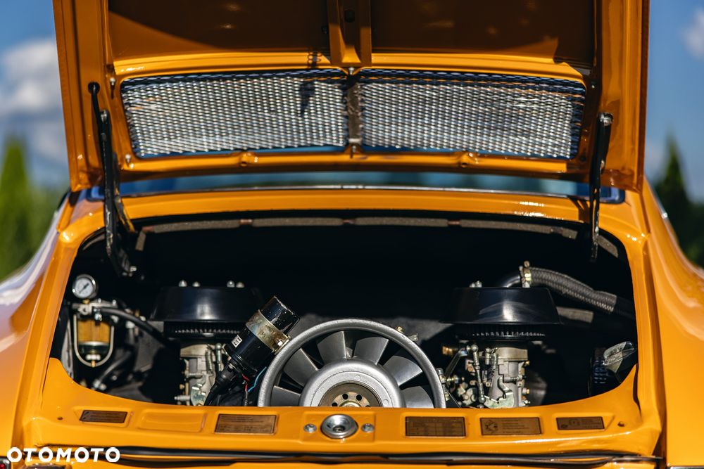 Porsche 911 - 28