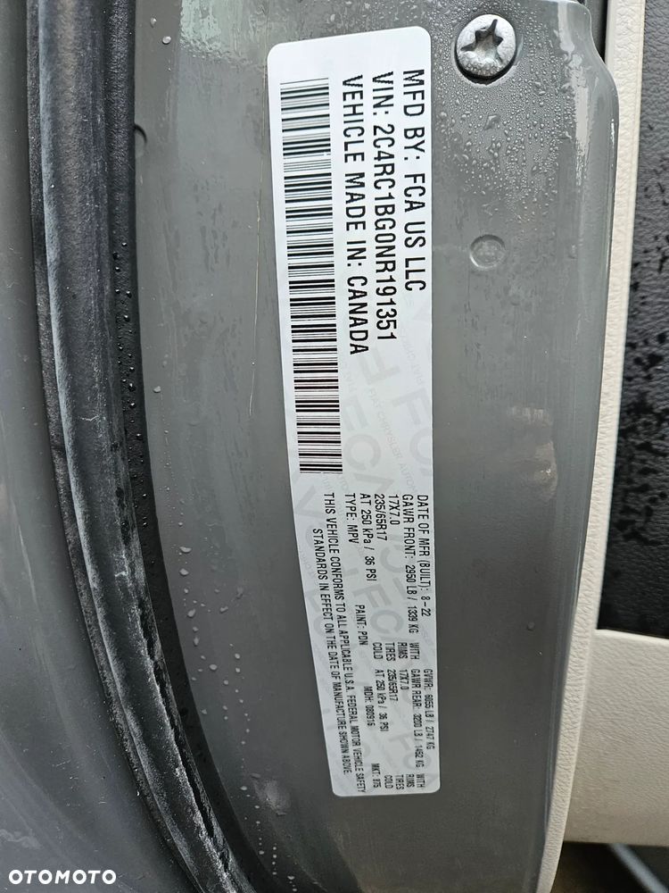 Chrysler Pacifica - 24