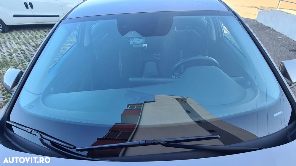 Hyundai Elantra 1.6 l 123 CP 6MT Highway - 2