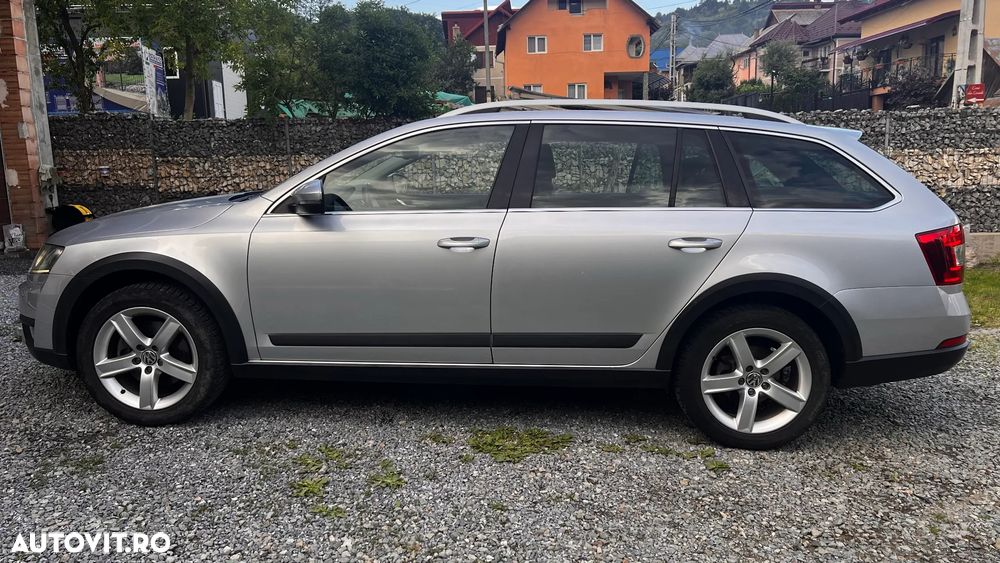 Skoda Octavia 2.0 TDI 4x4 DSG Scout - 4