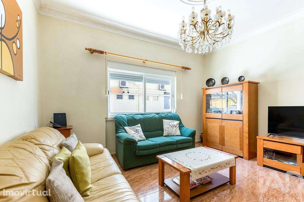Apartamento T2 em Laranjeiro e Feijó - Grande imagem: 5/18