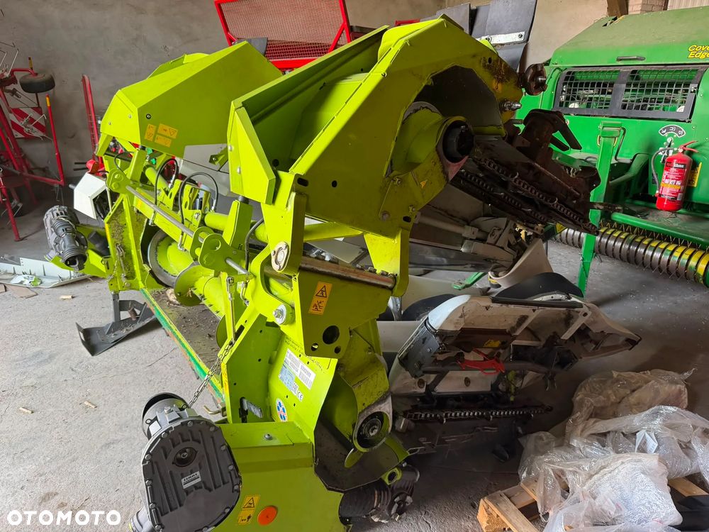 Claas Tucano 420, heder CLAAS VARIO 560, przystawka do kukurydzy CLAAS CORIO 675FC - 31
