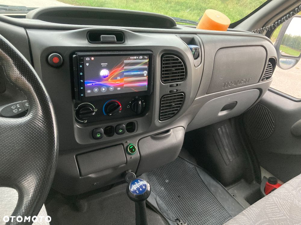 Ford Transit - 12