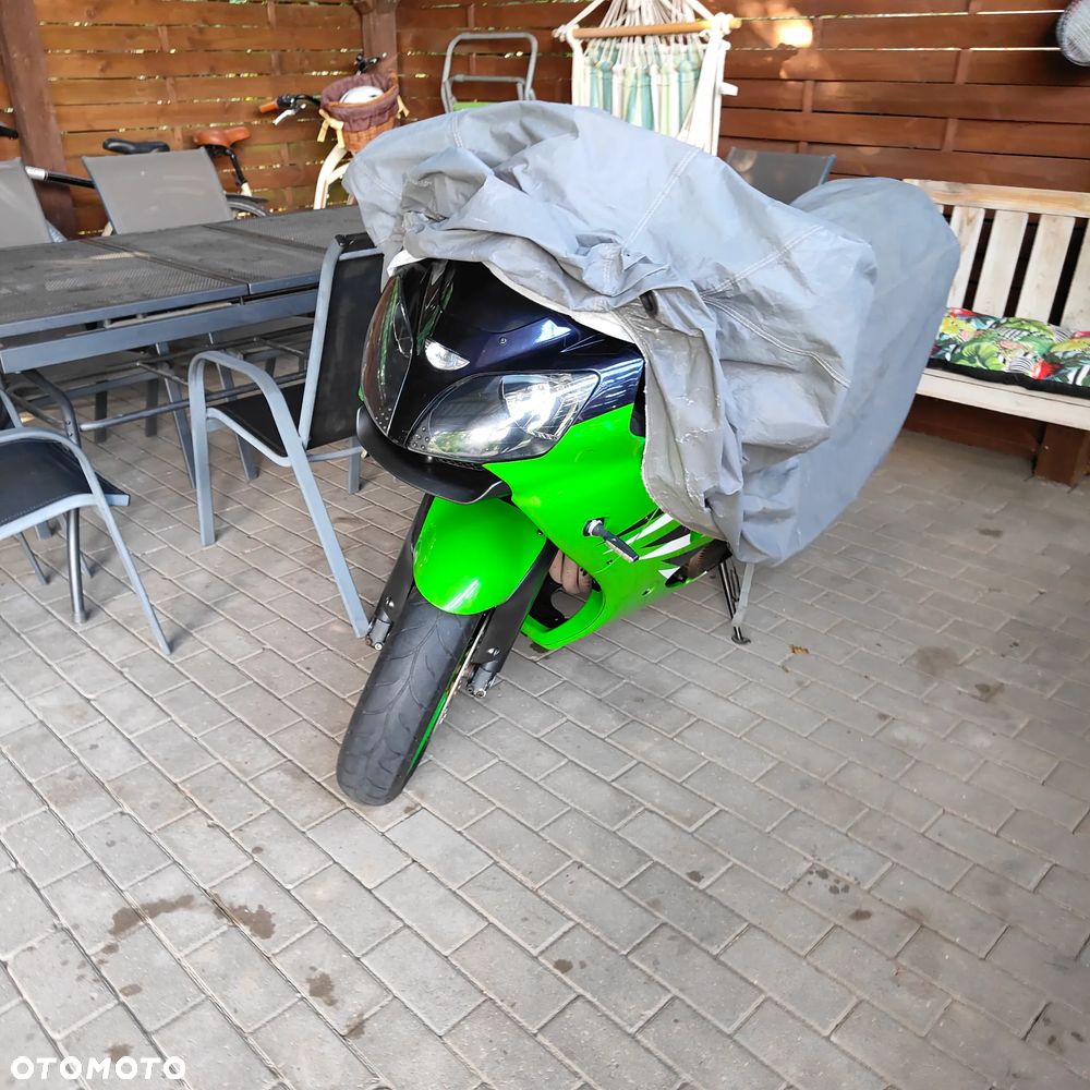Kawasaki ZX - 22