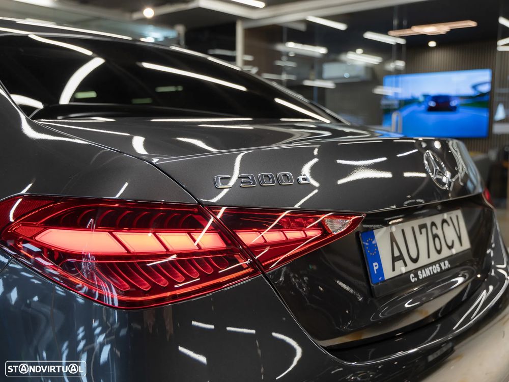 Mercedes-Benz C 300 d AMG Line - 28