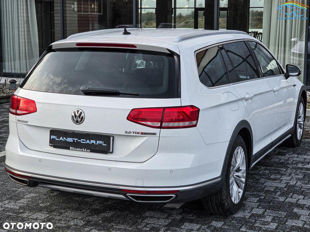 Volkswagen Passat Alltrack - 12