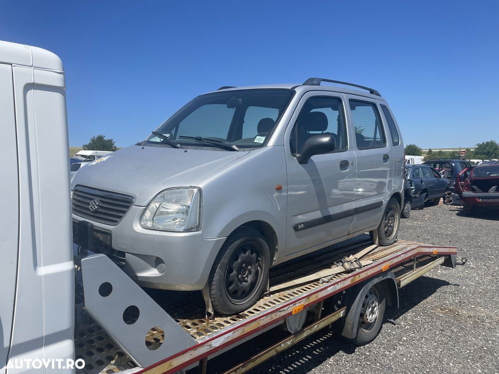 Dezmembrez piese Suzuki Wagon - 2
