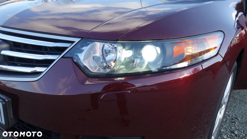 Honda Accord 2.0 Elegance 50 Jahre Edition - 6