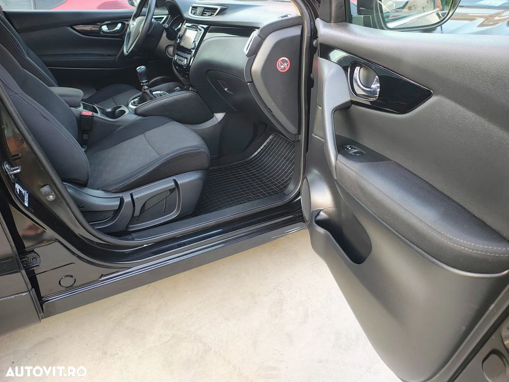 Nissan Qashqai 1.6 DCI ALL-MODE 4x4i TEKNA+ - 12