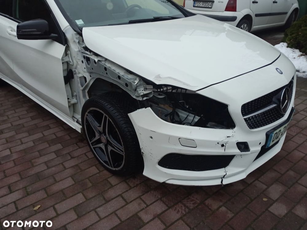 Mercedes-Benz Klasa A 180 CDI 7G-DCT AMG Line - 4