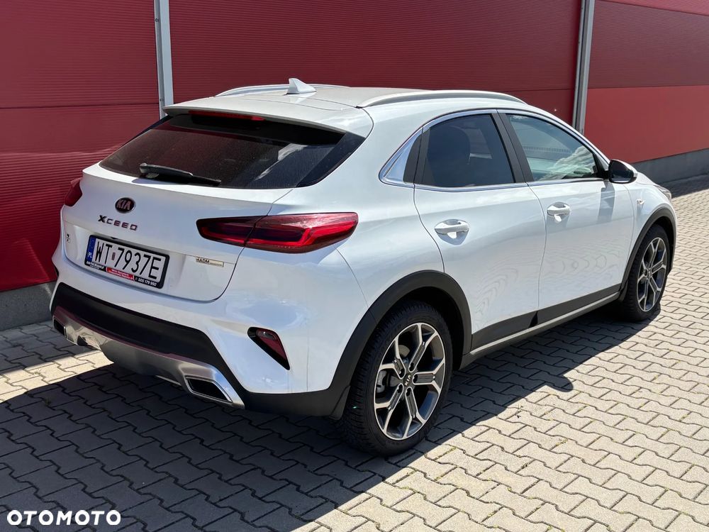 Kia XCeed - 4