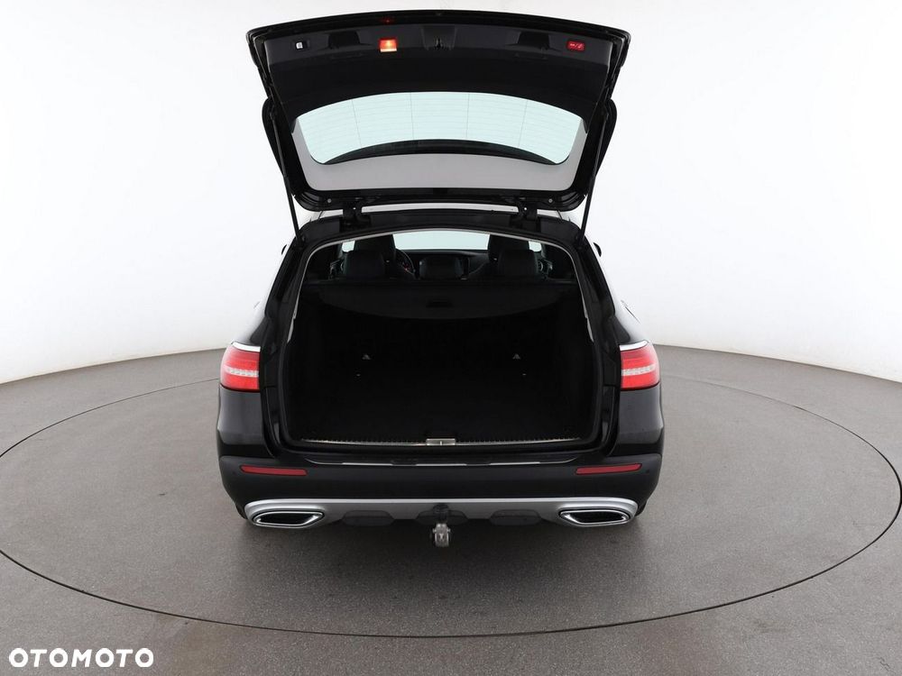 Mercedes-Benz Klasa E 220 d 4-Matic All-Terrain Avantgarde - 20