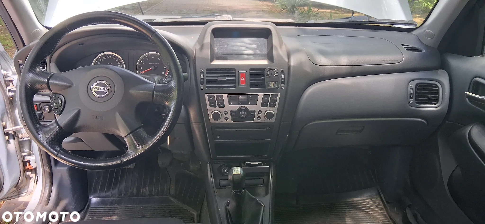 Nissan Almera - 3