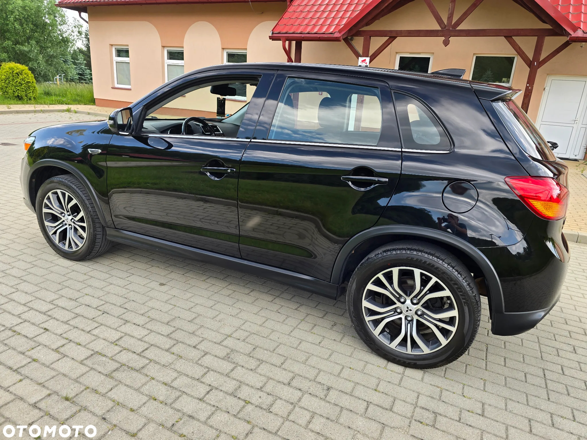 Mitsubishi ASX 1.6 2WD Diamant Edition - 16