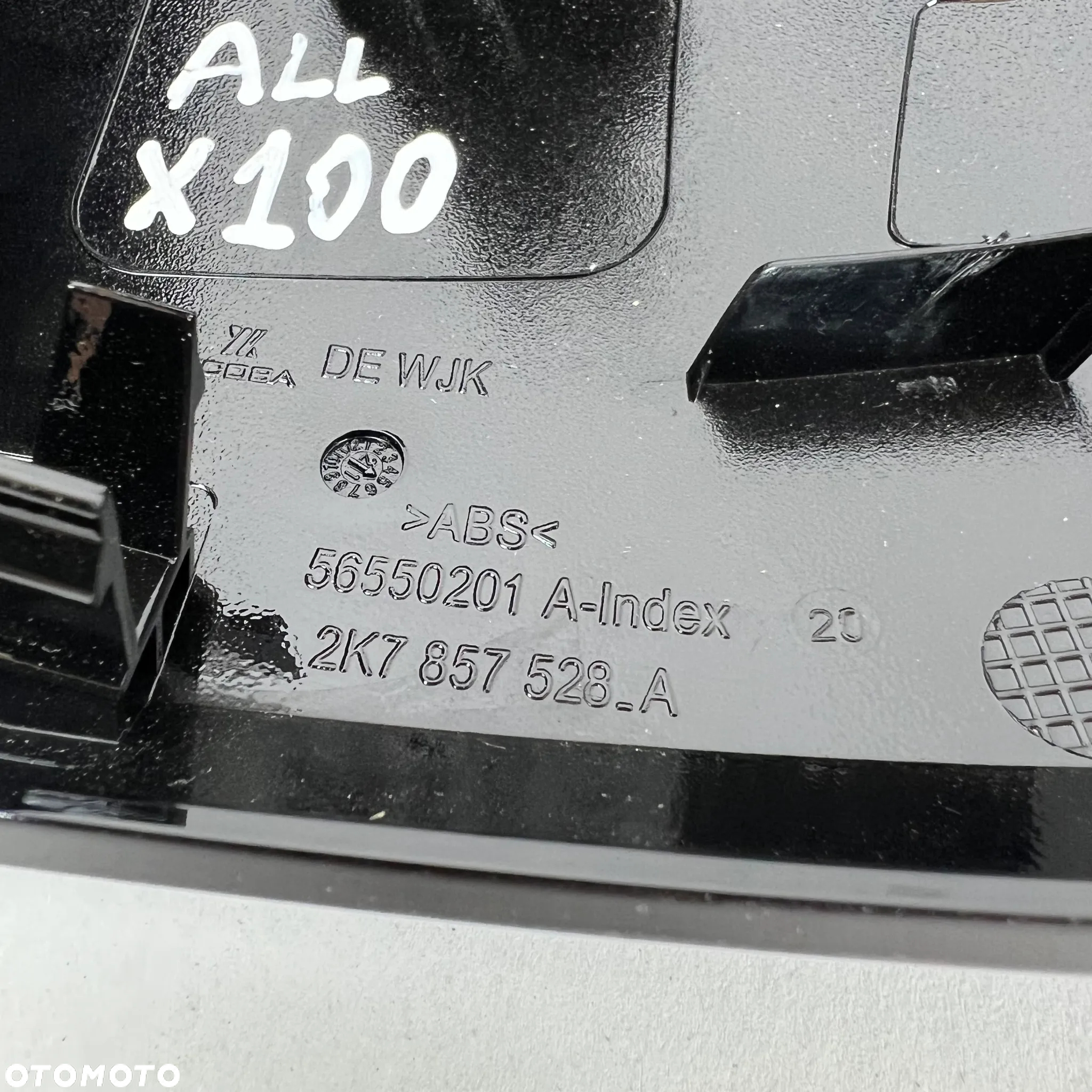 Obudowa Osłona Lusterka Prawa VW CADDY V 5 2K7 20-  OE: 2K7857528A - 4