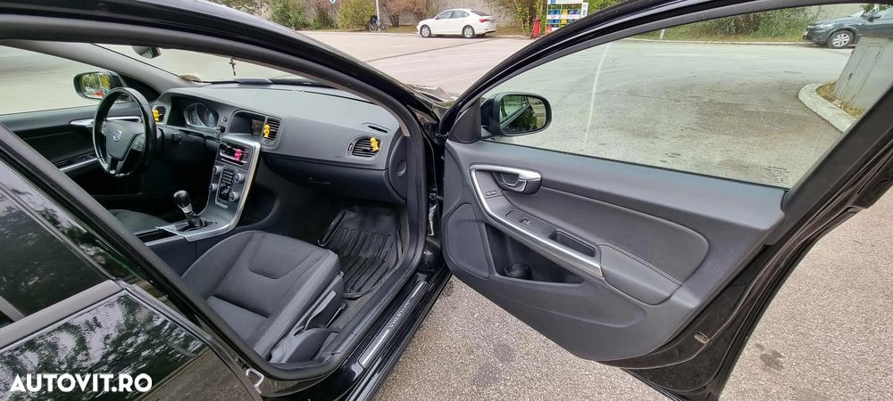 Volvo S60 D3 Start-Stop Momentum - 12