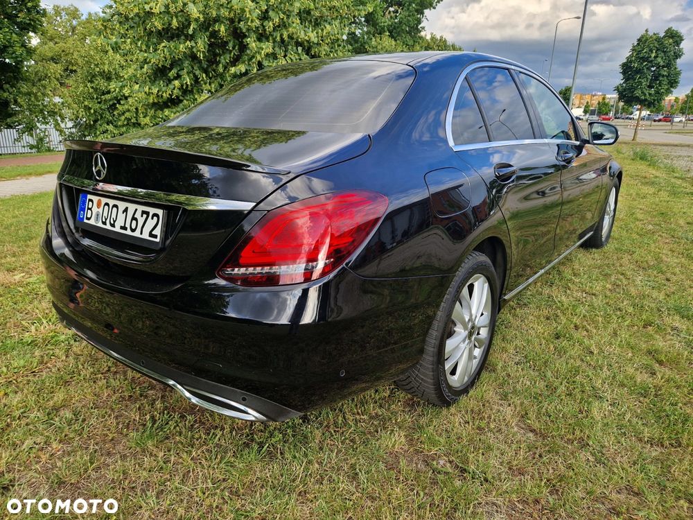 Mercedes-Benz Klasa C 200 7G-TRONIC Edition - 4