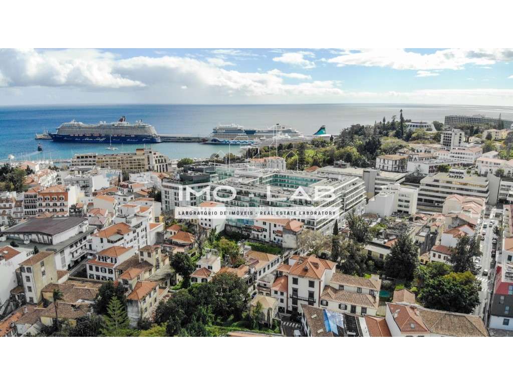 Apartamento T4 - Centro do Funchal - Grande imagem: 3/19