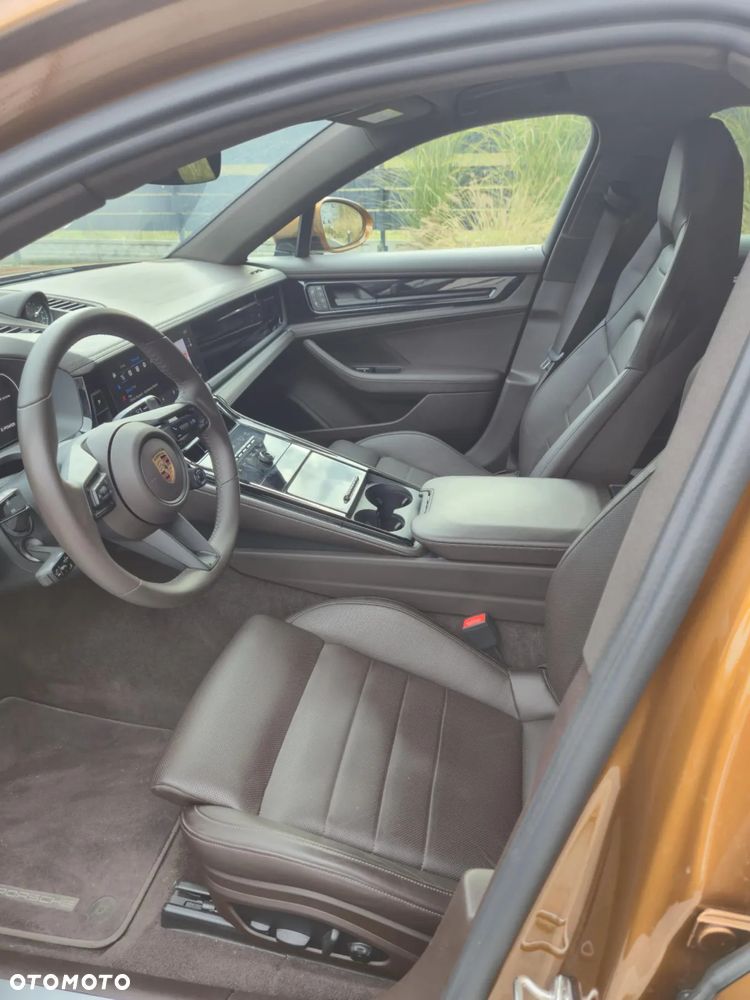 Porsche Panamera 4 E-Hybrid PHEV Executive - 24