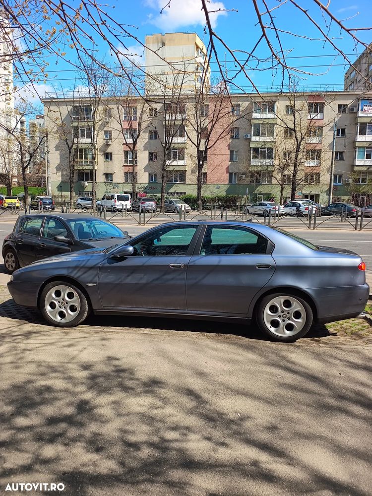 Alfa Romeo 166 - 3