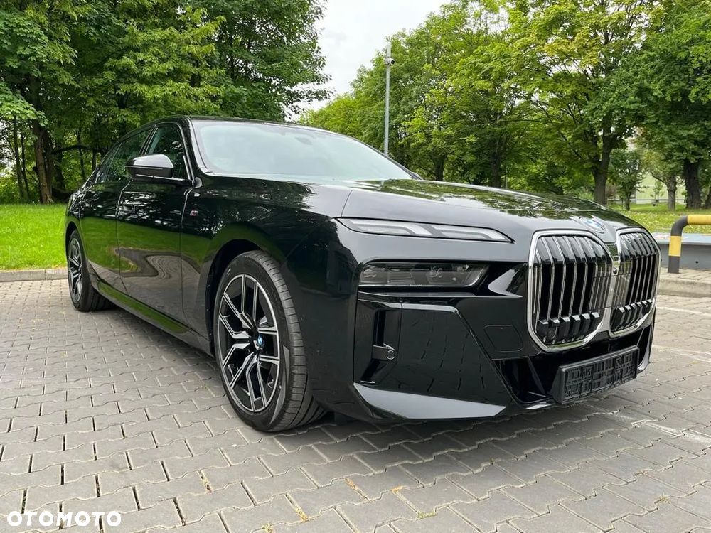BMW Seria 7 740d xDrive sport - 2