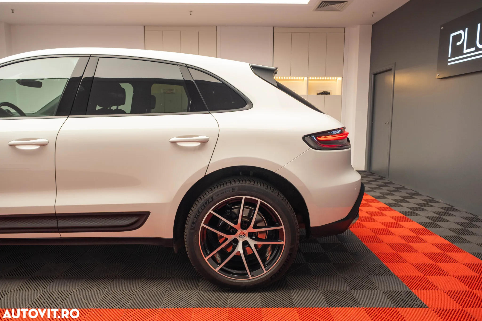 Porsche Macan - 9