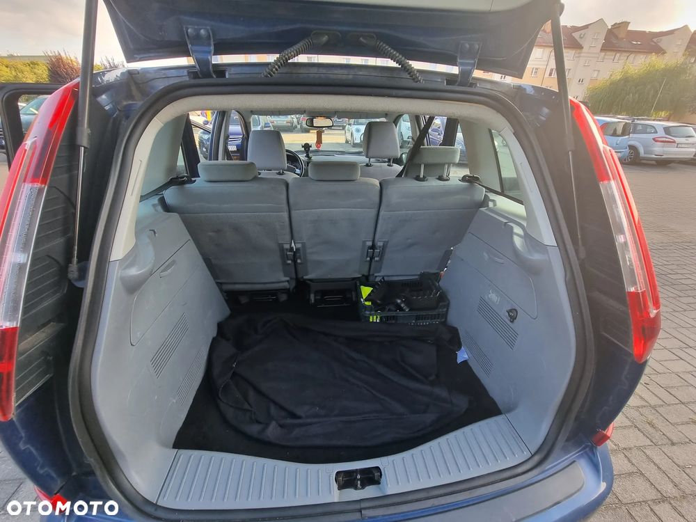 Ford Focus C-Max - 16