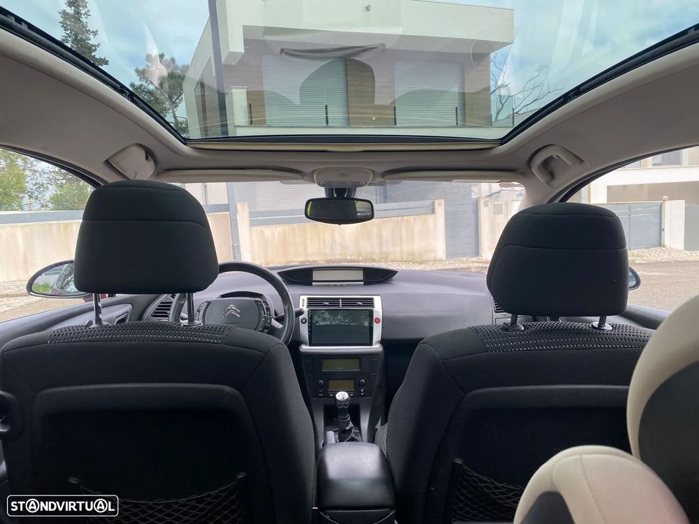 Citroën C4 1.6 HDi 110 VTR Pack - 8