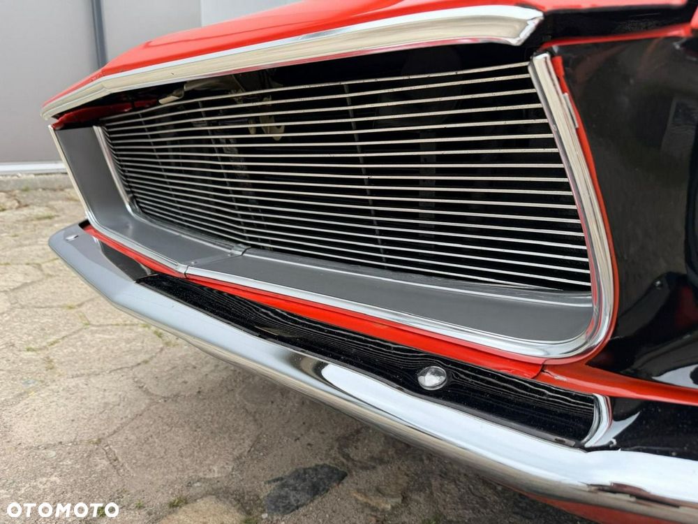 Ford Mustang - 23