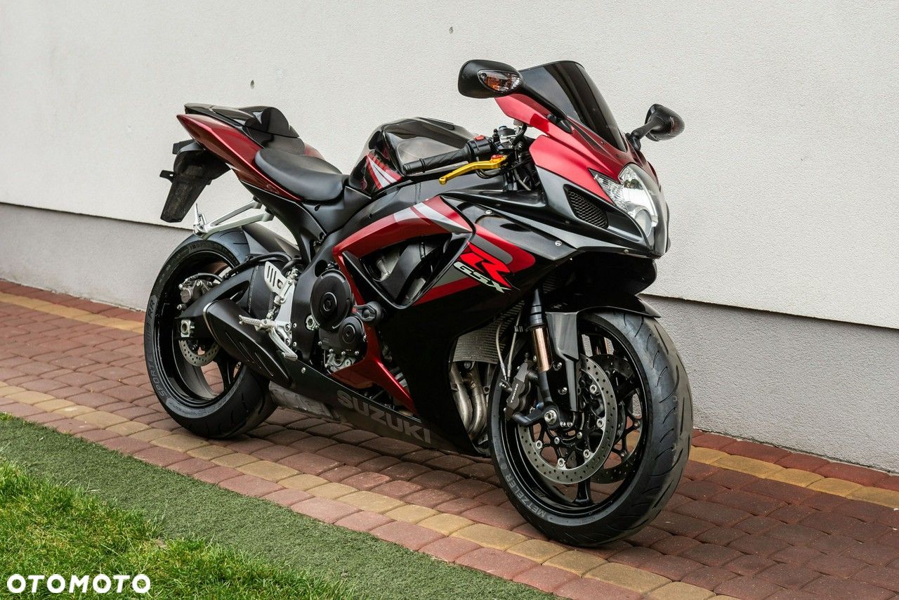 Suzuki GSX-R - 1