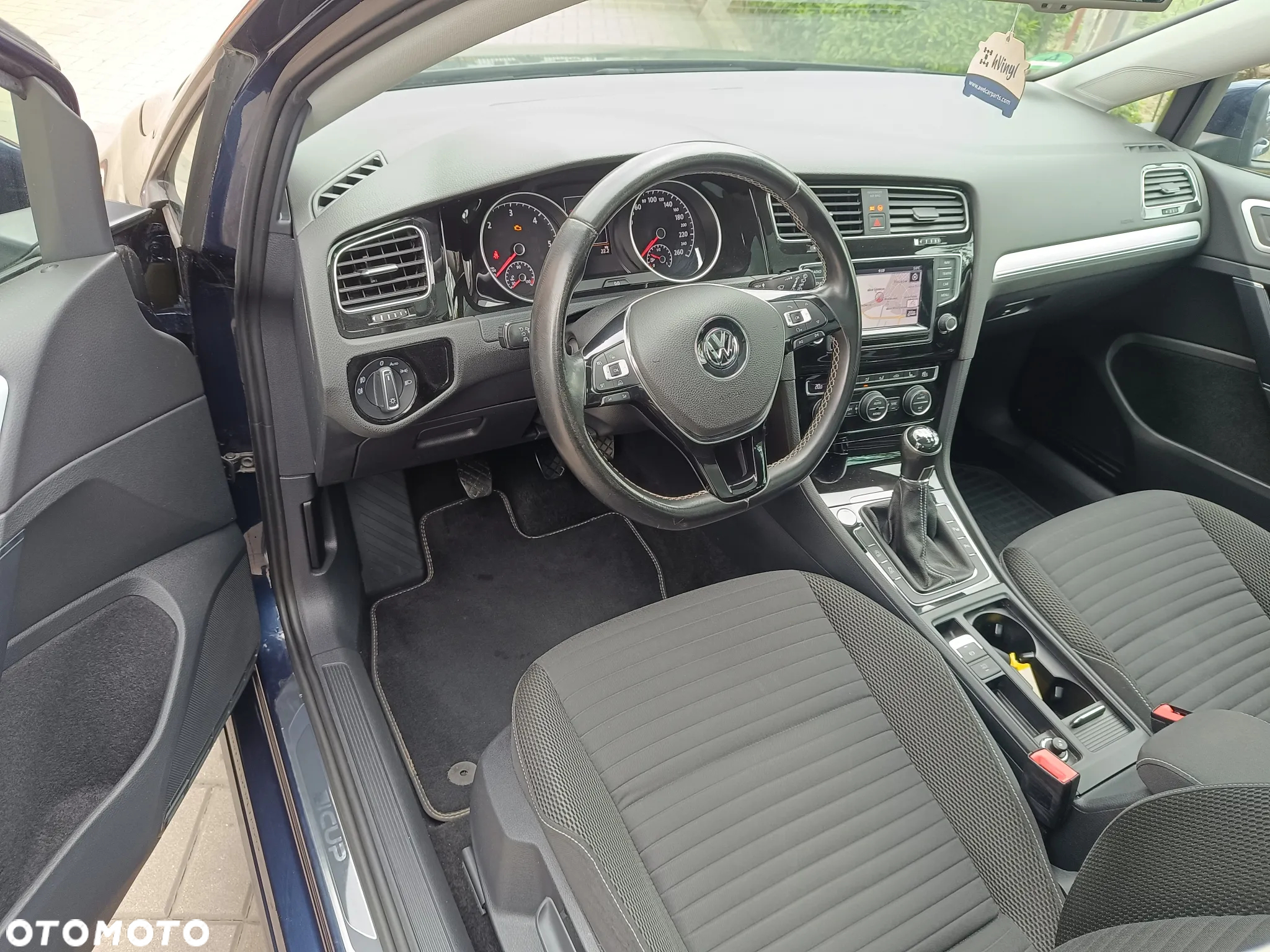 Volkswagen Golf 2.0 TDI 4Motion BlueMotion Technology Cup - 20
