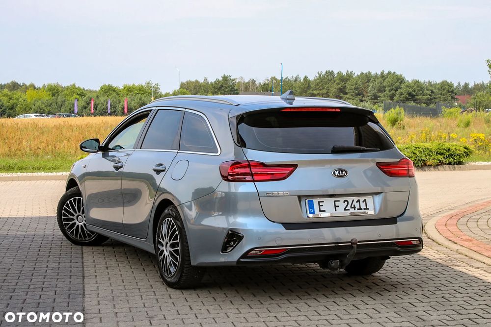 Kia Ceed 1.6 CRDi DCT Platinum Edition - 14