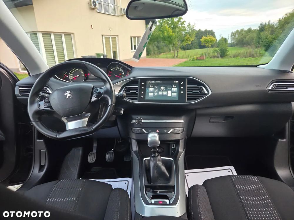 Peugeot 308 1.6 e-HDi Access S&S - 19