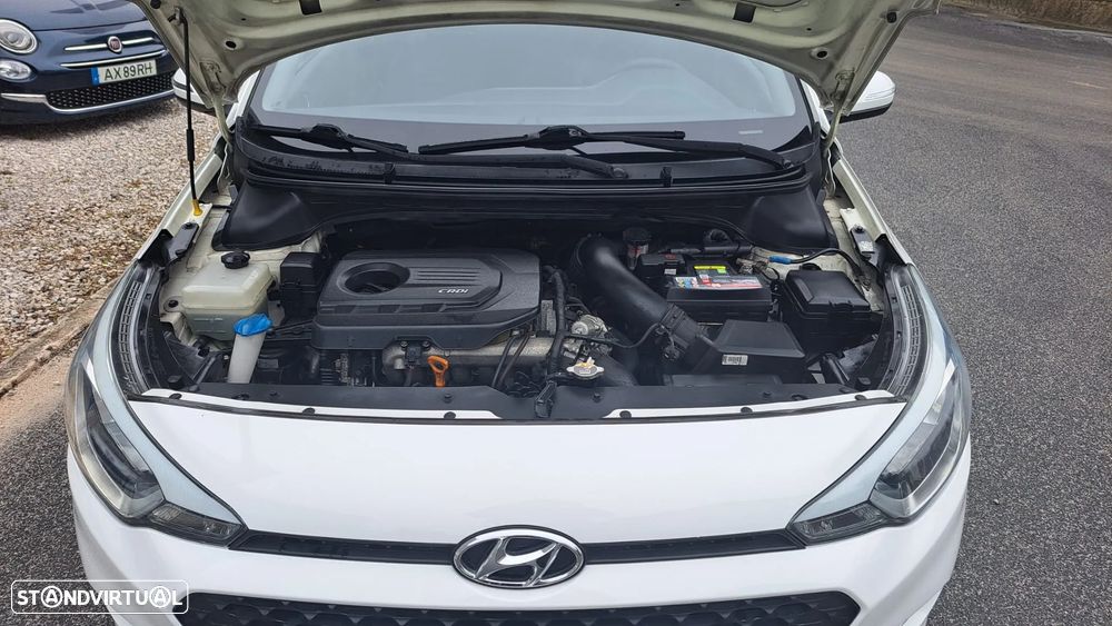 Hyundai i20 1.1 CRDi Access+Bluetooth - 42