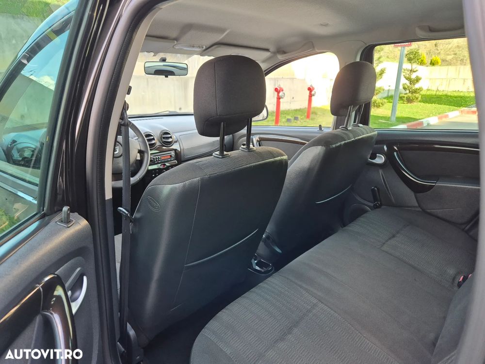 Dacia Duster dCi 110 FAP 4x4 Laureate - 9