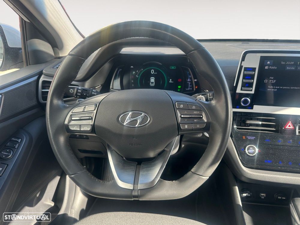 Hyundai Ioniq 1.6 GDI PHEV - 12