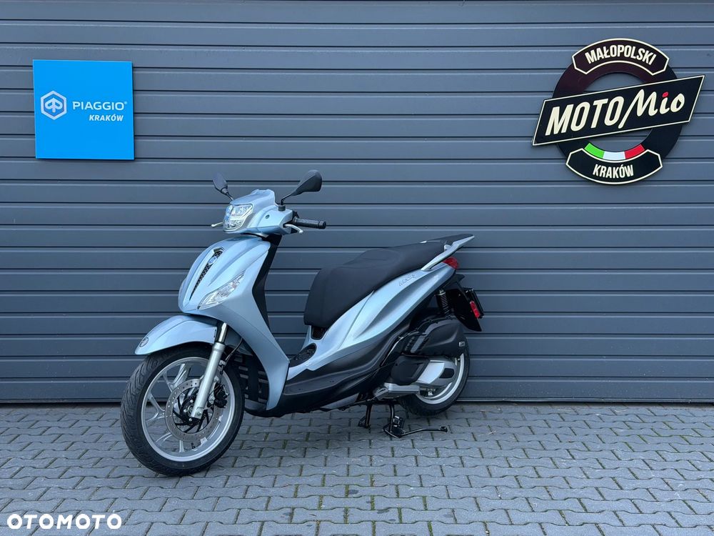 Piaggio Medley - 1